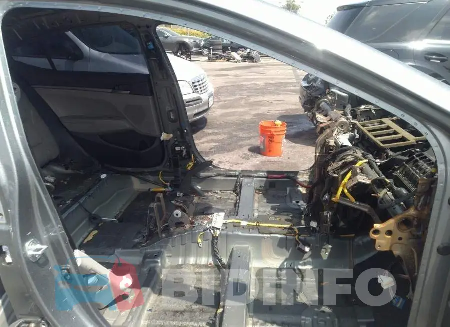 KMHD74LF5JU615430 Photo# 5