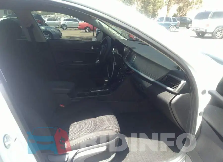 5XXGT4L31KG338415 Photo# 5