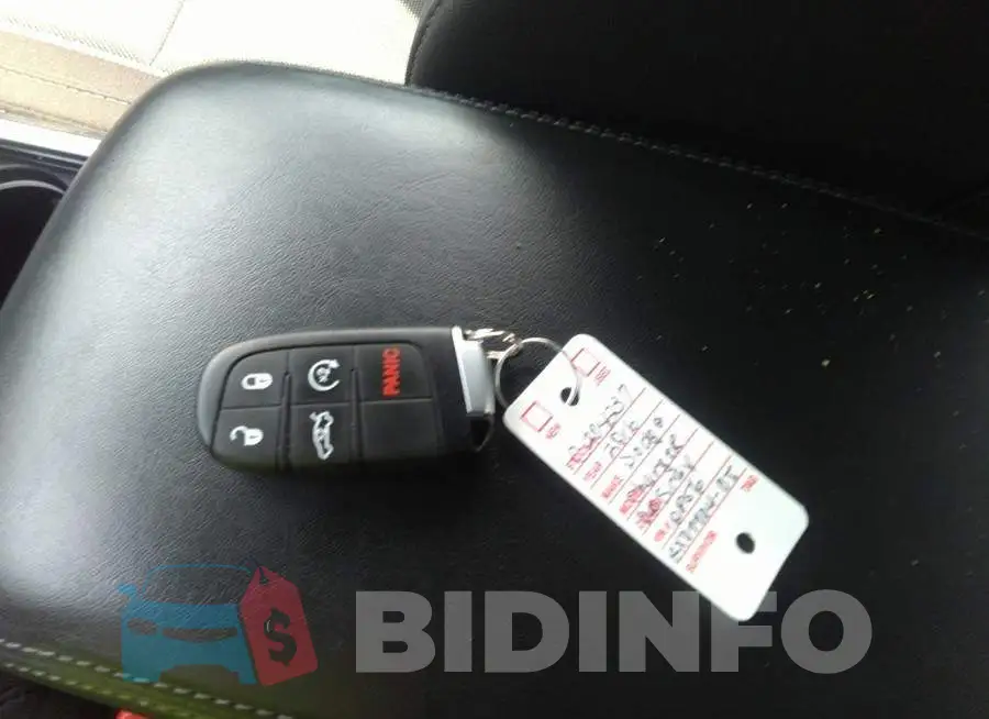 2C3CDXJG4GH110856 Photo# 11