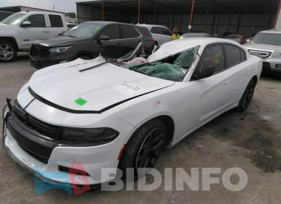 2C3CDXBG7KH553493 Photo# 2