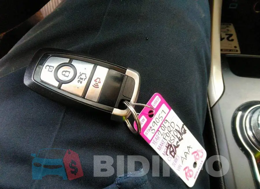 3FA6P0G72KR169597 Photo# 11