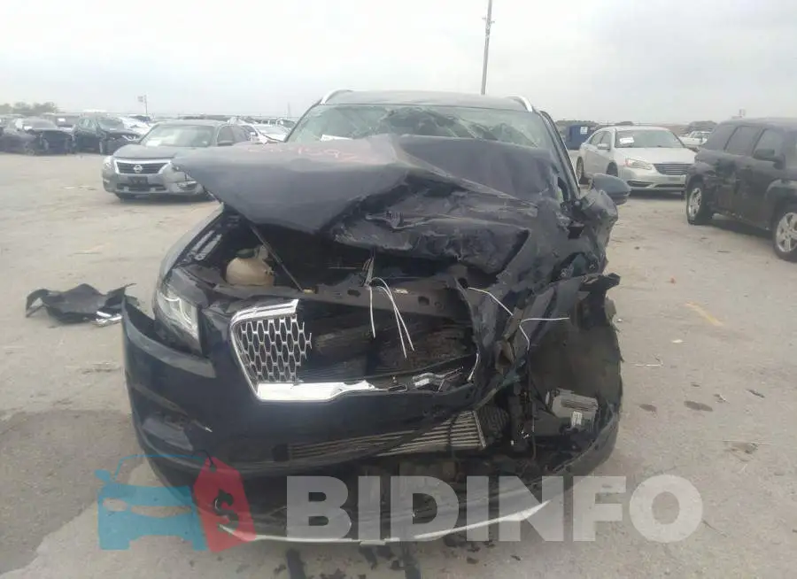 5LMTJ3DHXKUL17199 Photo# 6