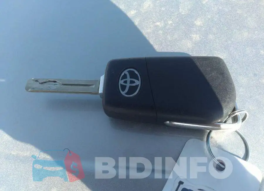 4T1B11HKXJU560597 Photo# 11