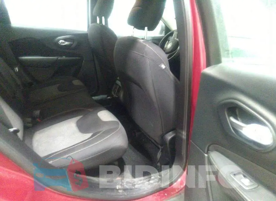 1C4PJMABXGW109172 Photo# 8
