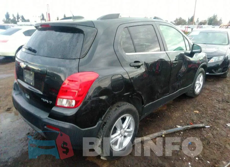 KL7CJLSB0FB145172 Photo# 4