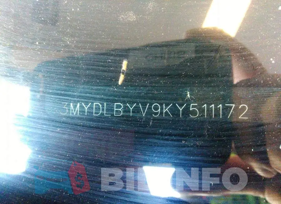 3MYDLBYV9KY511172 Photo# 9