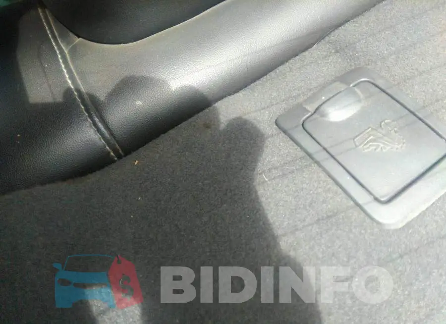 1FAHP2F84FG116153 Photo# 8