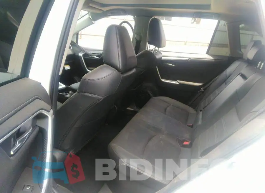 4T3D6RFV6MU061121 Photo# 8