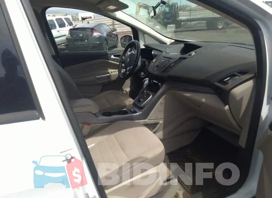 1FADP5AU8FL112327 Photo# 5