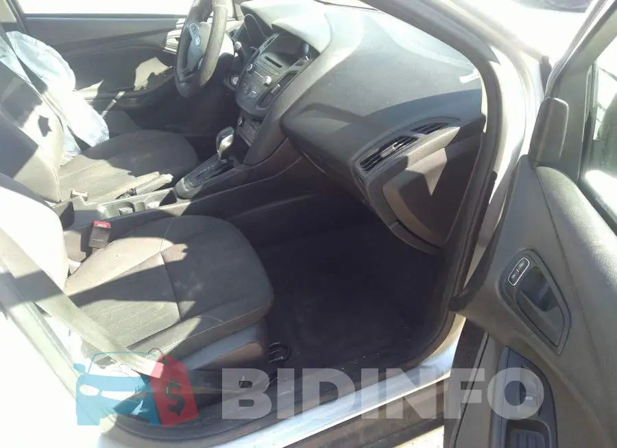 1FADP3E22GL292533 Photo# 5
