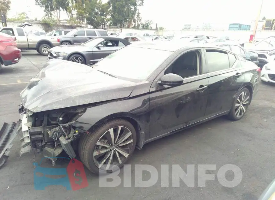 1N4BL4CV0LC166994 Photo# 2