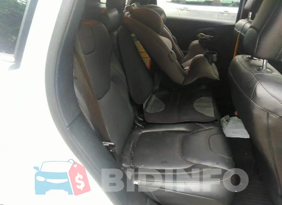 1C4PJMDB2JD555332 Photo# 8