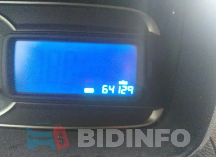 3GNCJRSB3FL210737 Photo# 7