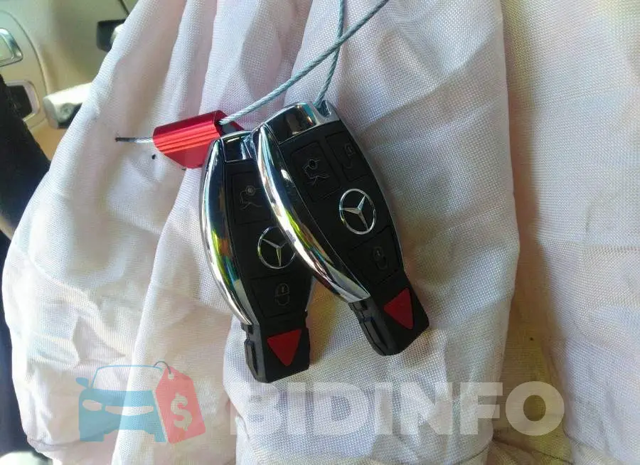 55SWF4JB1JU280612 Photo# 11
