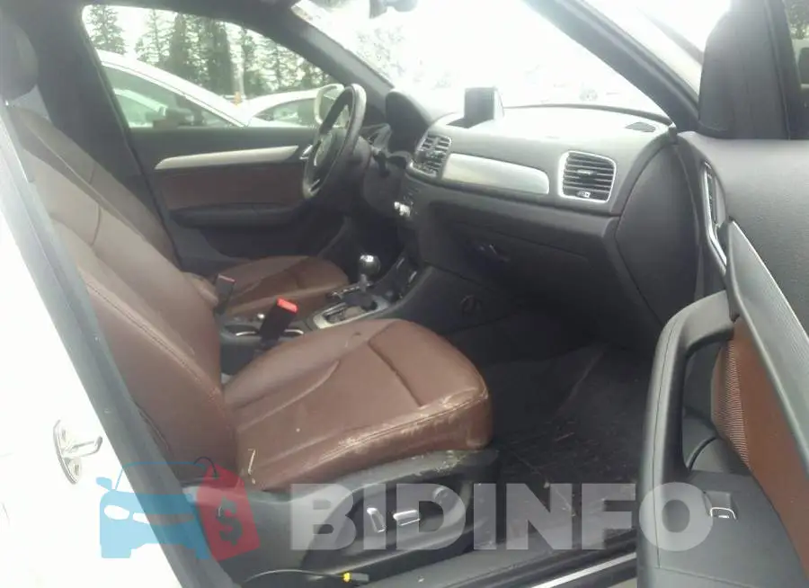 WA1HCCFS1JR013061 Photo# 5