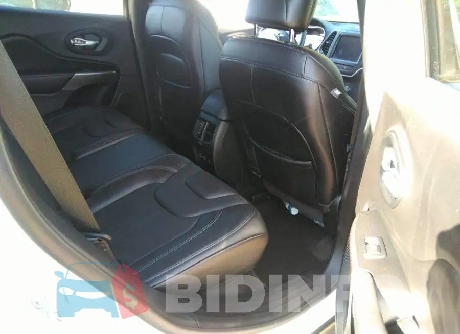 1C4PJMMX6MD158044 Photo# 8