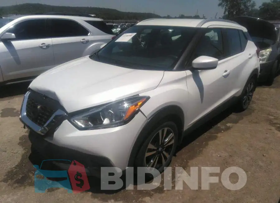 3N1CP5CU3JL529759 Photo# 2