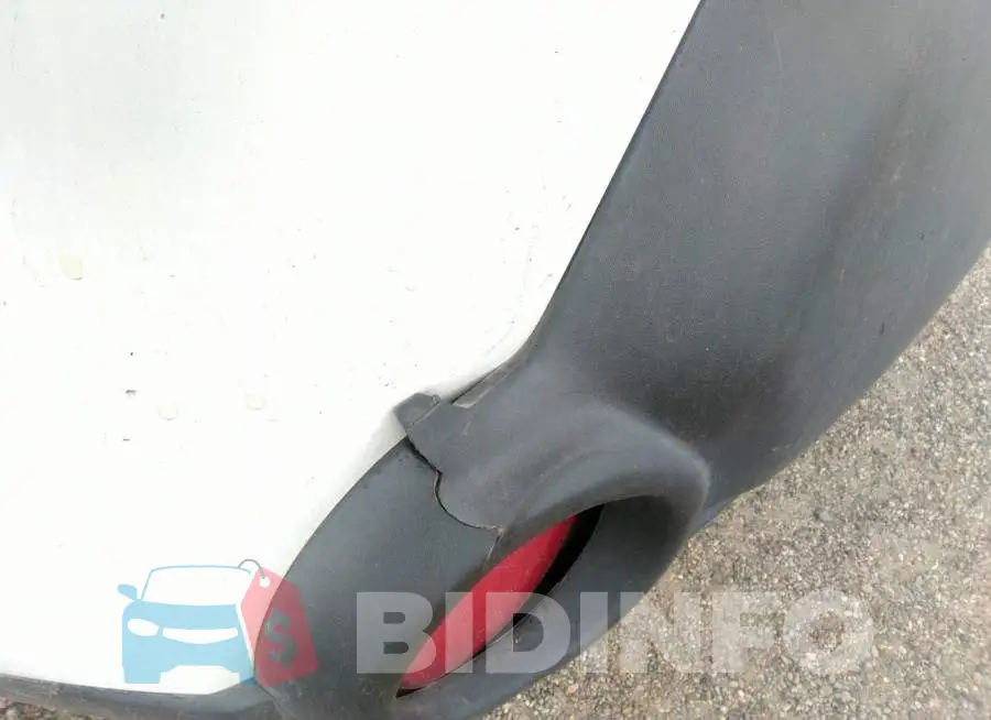 KNDJN2A2XF7804081 Photo# 6