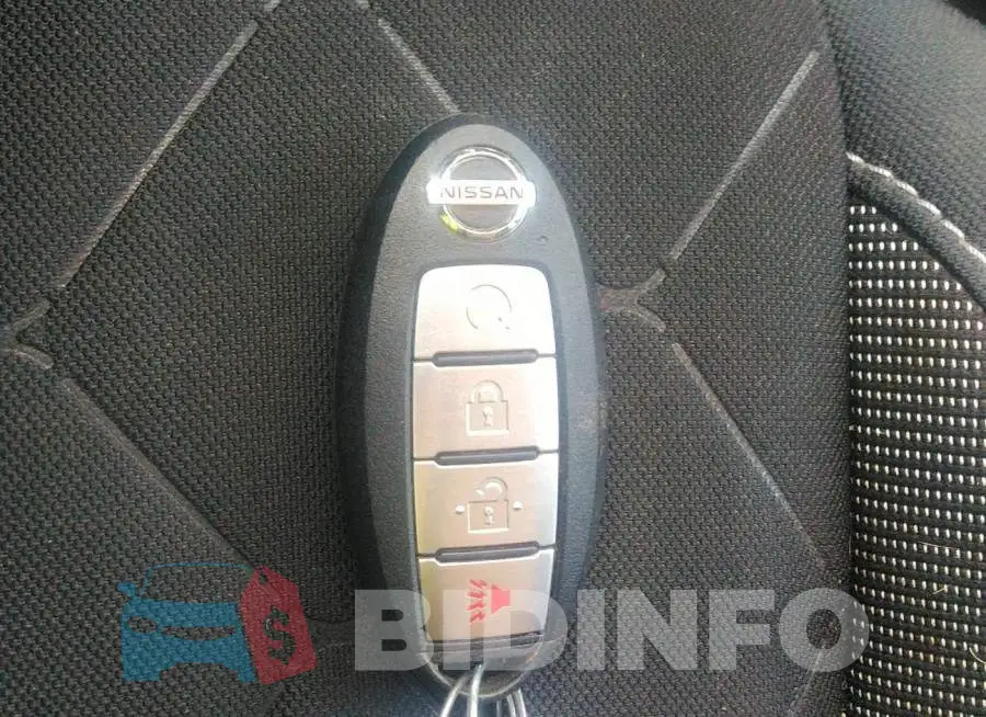 3N1CP5CU3JL529759 Photo# 11