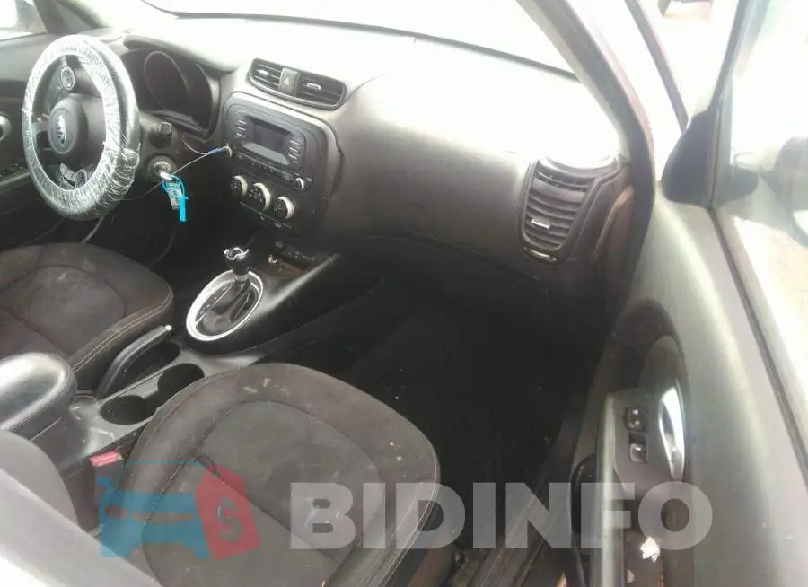 KNDJN2A2XF7804081 Photo# 5
