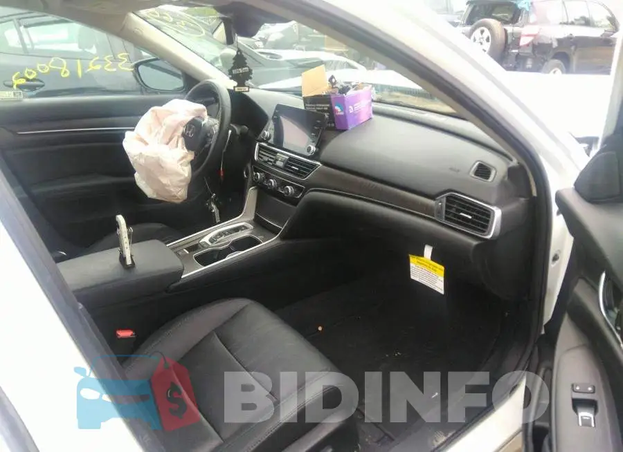 1HGCV2F96MA011604 Photo# 5