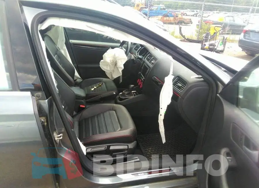 3VW4T7AJ5GM359986 Photo# 5