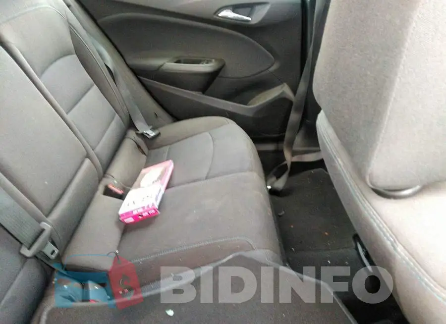 1G1BE5SM4J7194332 Photo# 8