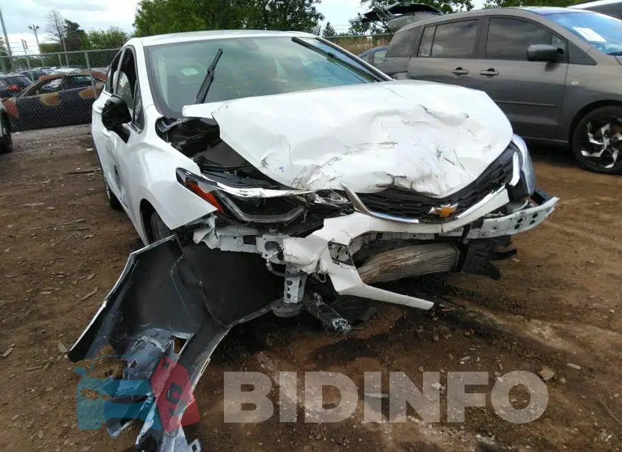 1G1BE5SM4J7194332 Photo# 6