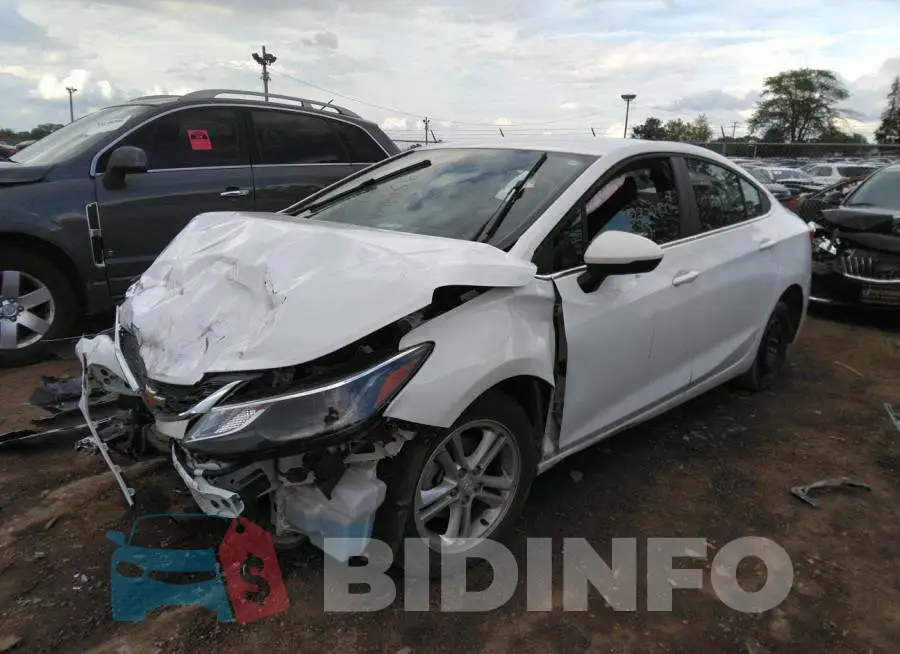 1G1BE5SM4J7194332 Photo# 2