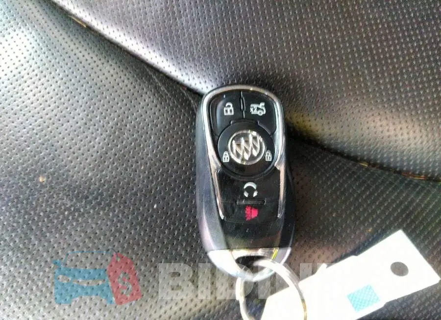 1G4ZP5SS0HU208815 Photo# 11