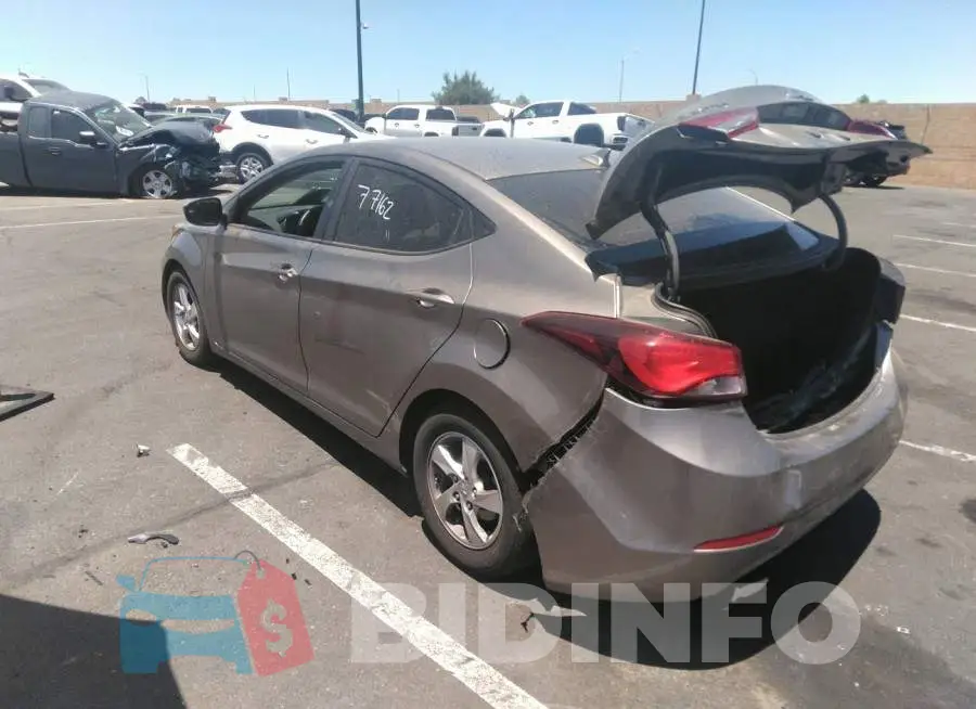 5NPDH4AE1FH584982 Photo# 3