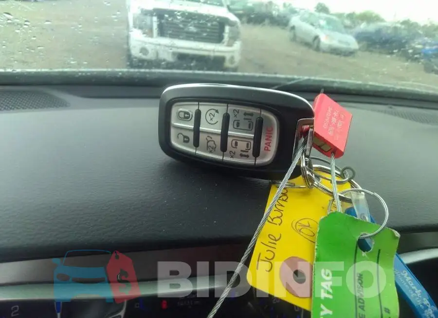 2C4RC1FG3LR281357 Photo# 11