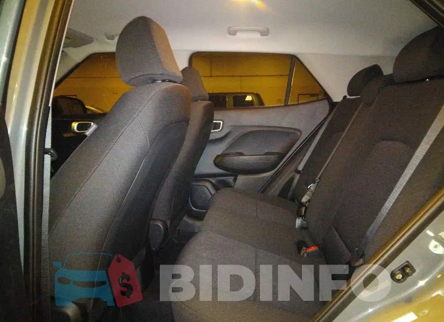 KMHRB8A30NU153823 Photo# 8