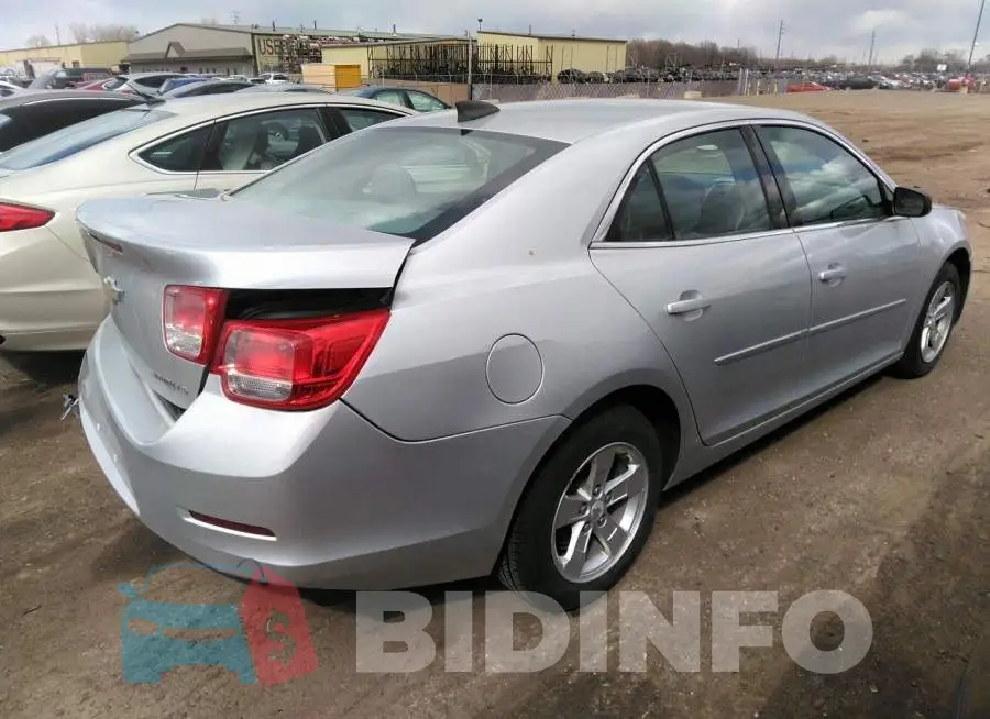 1G11B5SLXFF102620 Photo# 4