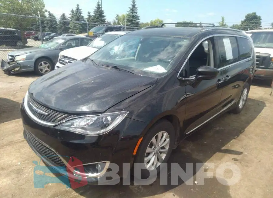 2C4RC1EG5JR289832 Photo# 2