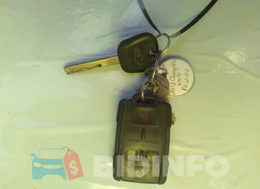 3GCPCREH1JG152049 Photo# 11