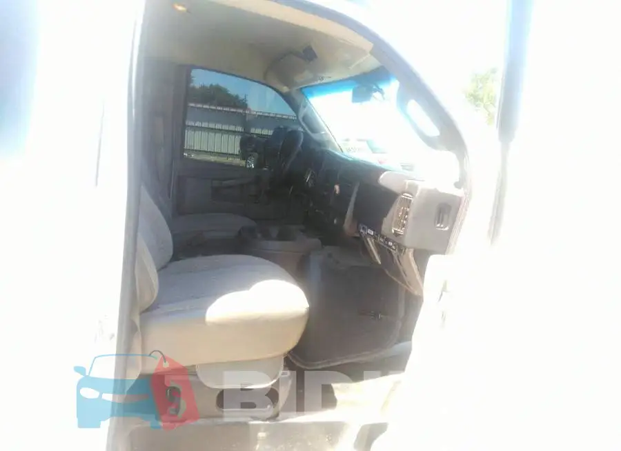 1GAZGPFG5J1218973 Photo# 5