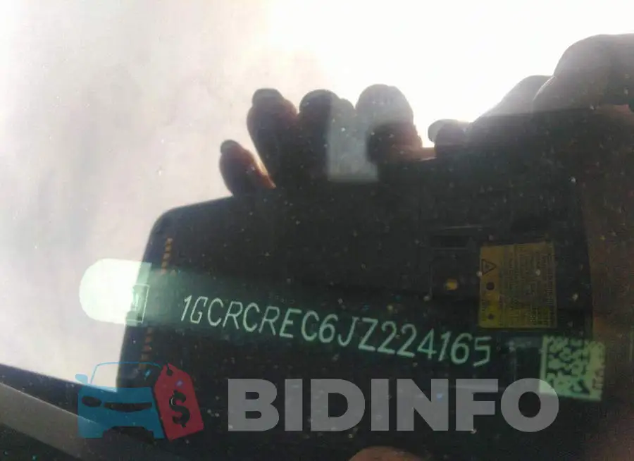 1GCRCREC6JZ224165 Photo# 9