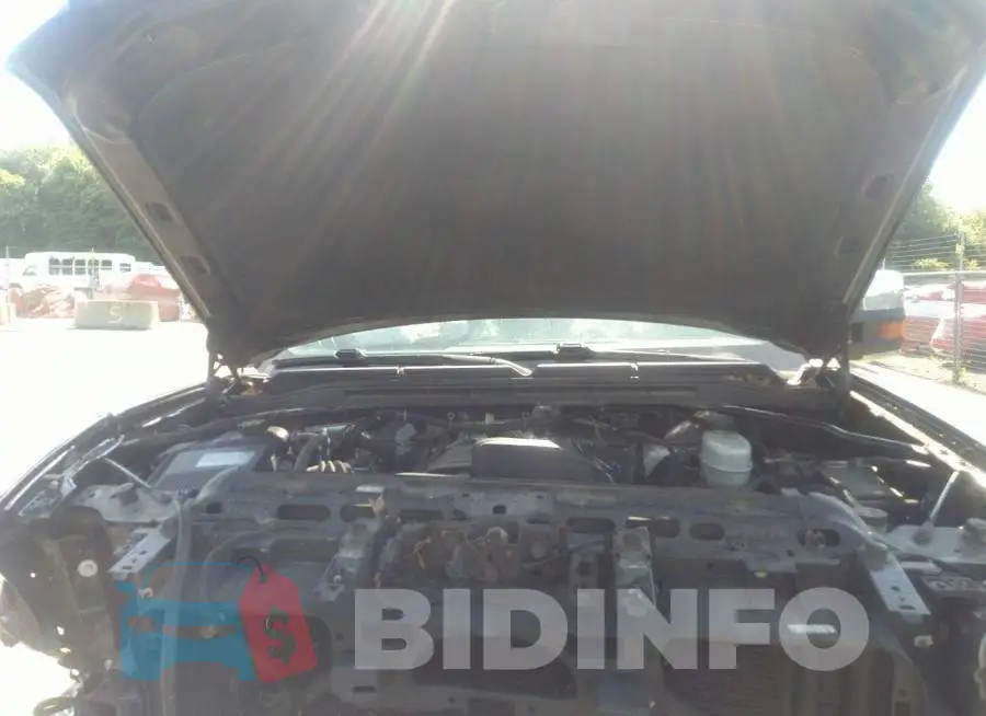 1GT12TEG8HF127934 Photo# 10