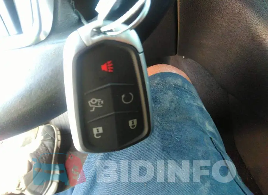1G6KD5RS6HU164696 Photo# 11