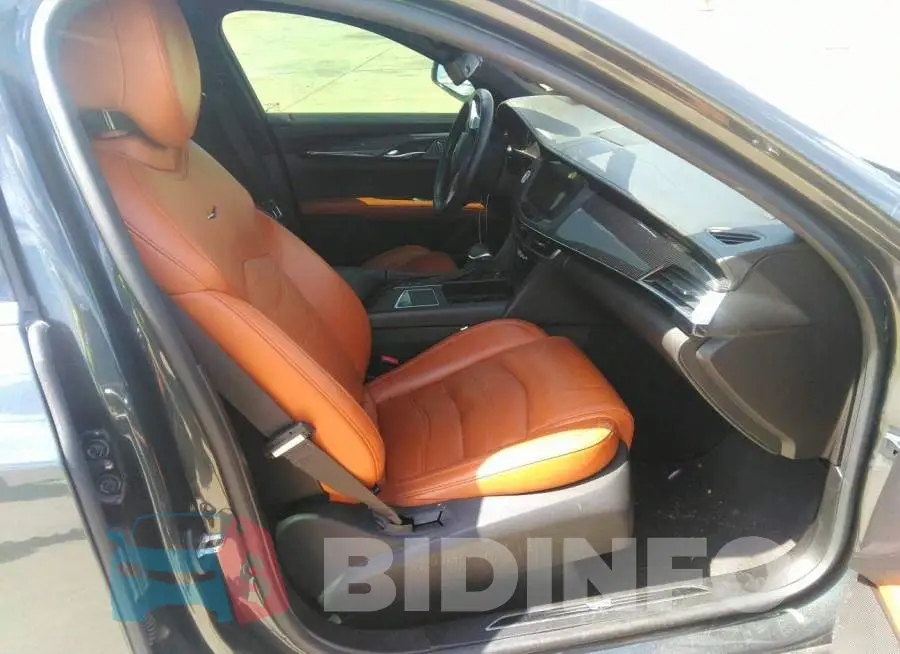 1G6KD5RS6HU164696 Photo# 5