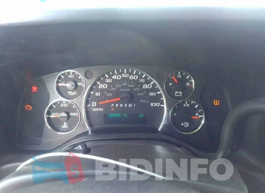 1GKW7RFF1F1135582 Photo# 7
