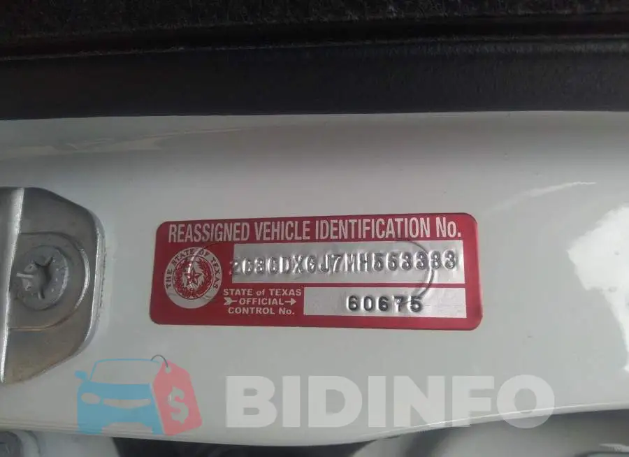 2C3CDXGJ7MH563383 Photo# 9