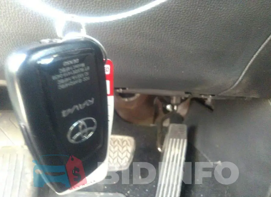 2T3C1RFV1MW151321 Photo# 11
