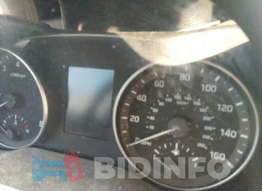 5NPD84LF8HH001817 Photo# 7