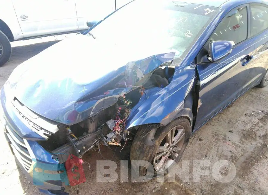5NPD84LF8HH001817 Photo# 6