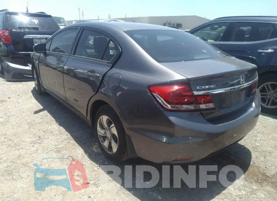 19XFB2F50FE062081 Photo# 3
