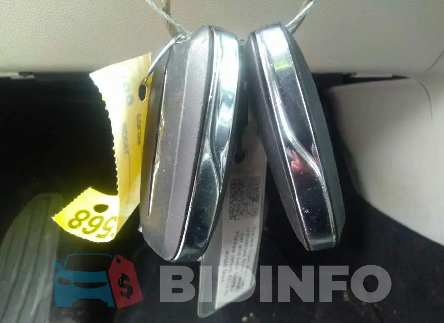 2C4RC1BG2LR269237 Photo# 11