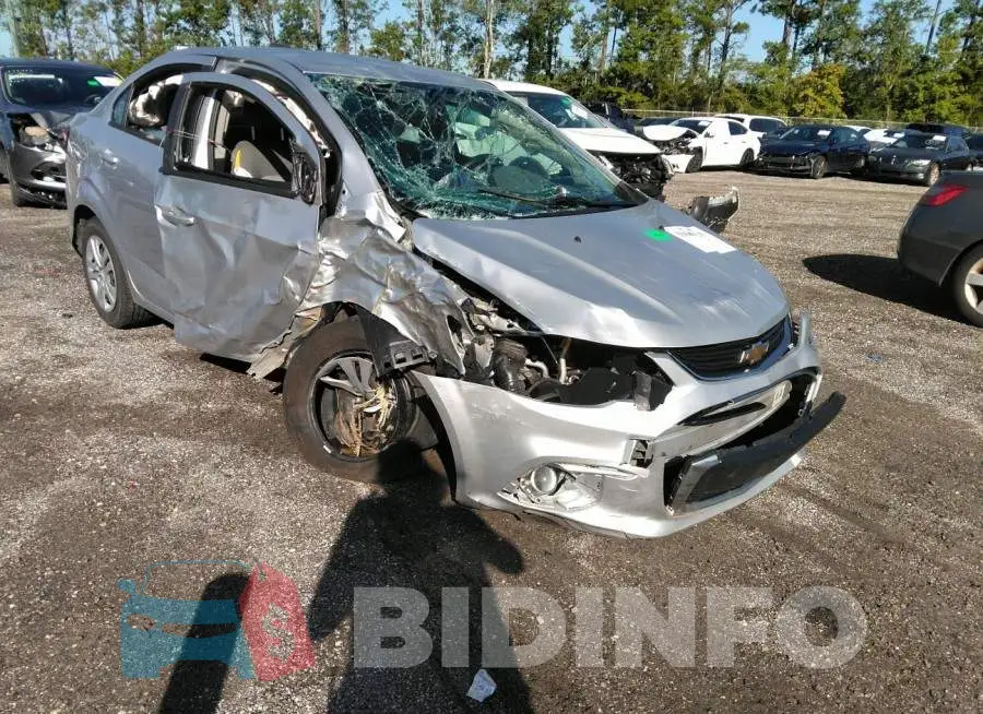 1G1JB5SH2H4164183 Photo# 6