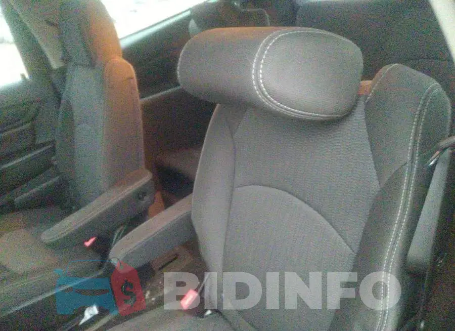 1GNKRHKD0HJ134260 Photo# 8